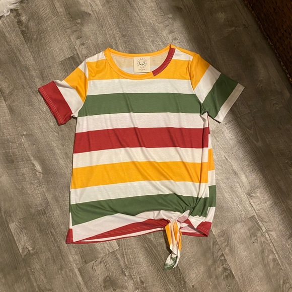 Like new Striped Knot Front tee - Picture 4 of 7